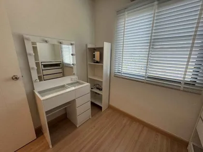 3-Schlafzimmer-Reihenhaus zur Miete in Pruksa Ville Kathu–Samkong