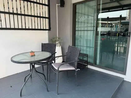 3-Schlafzimmer-Reihenhaus zur Miete in Pruksa Ville Kathu–Samkong