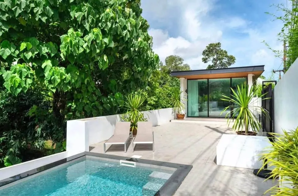 Luxuriöse private Poolvilla zur Miete in Rawai, Phuket