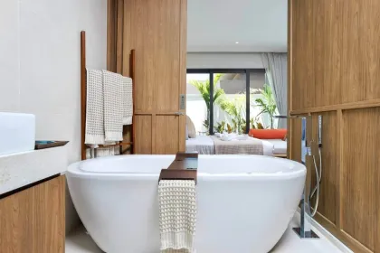 3 Schlafzimmer, 3 Badezimmer Villa mit Privatpool zur Miete in Nai Harn