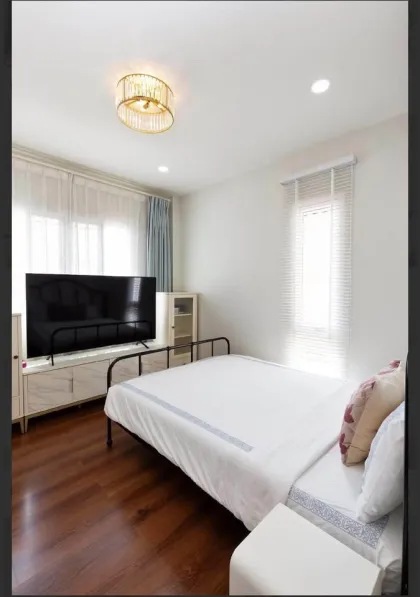 4-Bedroom 3-Bath Sino-Portuguese Style Villa for Rent in Koh Kaew