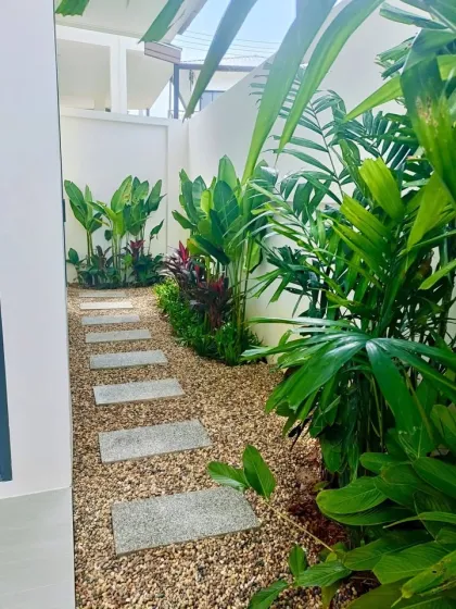 Villa nueva con piscina privada de 3 dormitorios en alquiler en Chalong