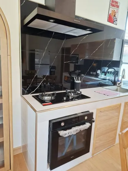 Villa nueva con piscina privada de 3 dormitorios en alquiler en Chalong