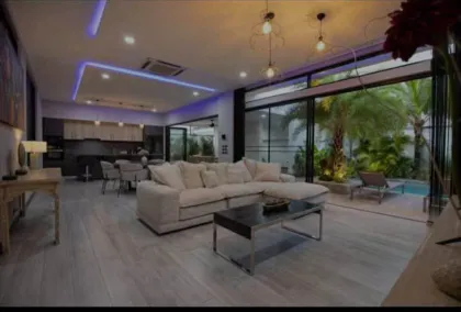 Villa confortable de 3 chambres avec piscine à louer à Rawai