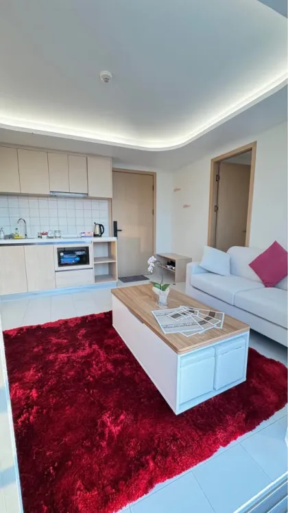 2-Комнатная Квартира в Аренду в Fantasea Condo Kamala