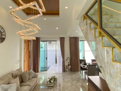 Villa 3 chambres avec piscine à louer à Rawai–Nai Harn