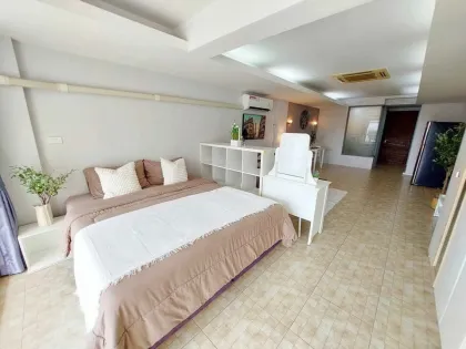 Apartamento de 1 dormitorio en The Green Golf Condo, Kathu, Phuket