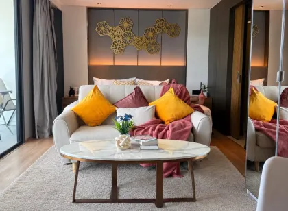 Apartamento de lujo 1 hab 1 baño en Wyndham La Vita, Nai Harn