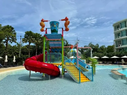 Apartamento de lujo 1 hab 1 baño en Wyndham La Vita, Nai Harn