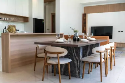 Villa de luxe avec piscine 4 chambres à louer à Chalong