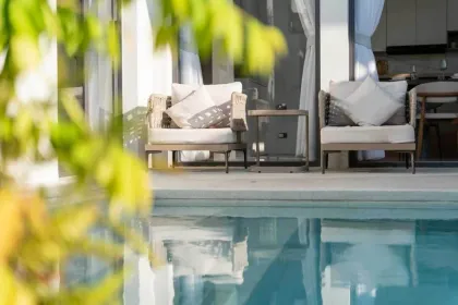 Villa de luxe avec piscine 4 chambres à louer à Chalong