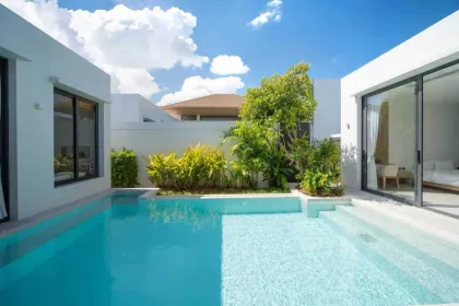 Villa de luxe avec piscine 4 chambres à louer à Chalong