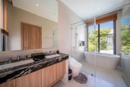 Villa de luxe avec piscine 4 chambres à louer à Chalong