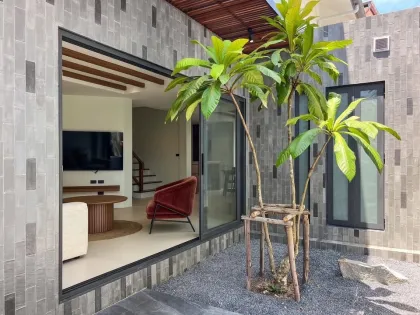 วิลล่าสระว่ายน้ำ 3 ห้องนอน 3 ห้องน้ำ ให้เช่าใน Patak Villa ชะลอ่ง