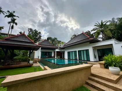 Villa de 3 habitaciones con piscina privada en alquiler en Surin