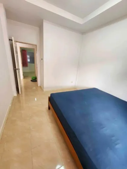 2-Bedroom 1-Bathroom Single-Story Townhouse for Rent in Sam Kong, Phuket