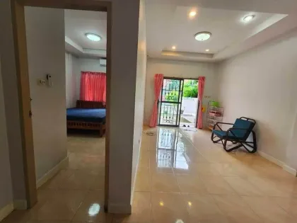 2-Bedroom 1-Bathroom Single-Story Townhouse for Rent in Sam Kong, Phuket