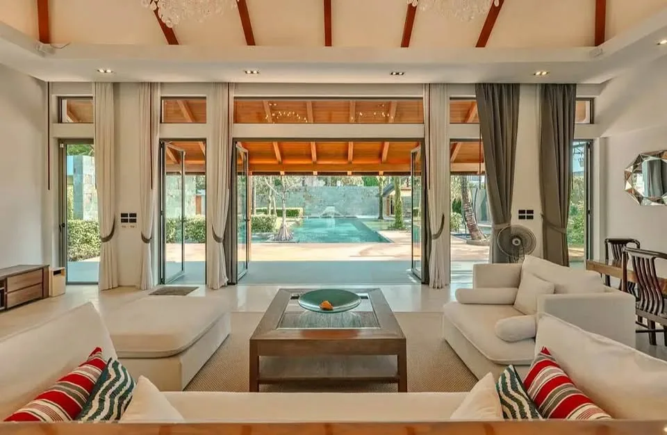 Villa de luxe 4 chambres avec piscine 20m près de Bang Tao