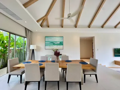 Bali-Stil 4-Zimmer-Villa mit Pool zur Miete in Cherng Talay, Bang Tao