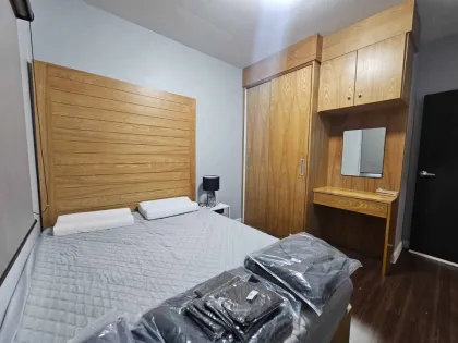 Casa adosada con 3 dormitorios y 2 baños en alquiler en Habitown Koh Kaew, Thalang