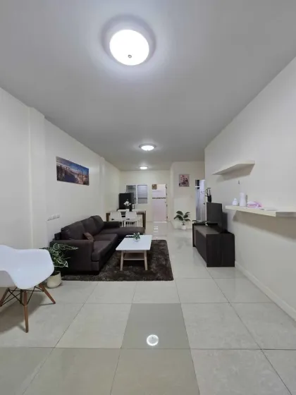 Вилла с 3 спальнями и 2 ванными комнатами в аренду в Phuket Villa Chaofa 2