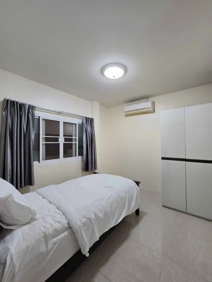 Вилла с 3 спальнями и 2 ванными комнатами в аренду в Phuket Villa Chaofa 2