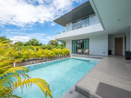 4-Schlafzimmer, 5-Badezimmer Villa mit Privatpool in Rawai