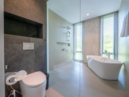 4-Schlafzimmer, 5-Badezimmer Villa mit Privatpool in Rawai