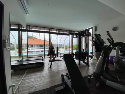 普吉岛苏林海滩附近1居室海边公寓出租