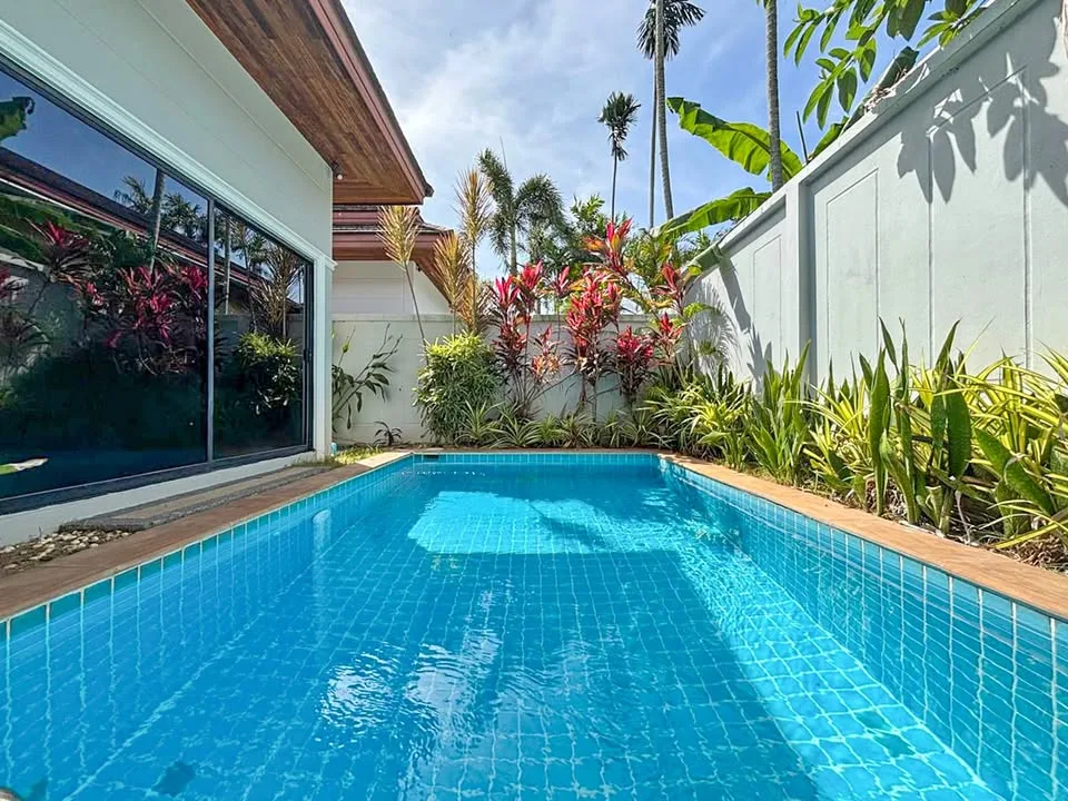 Villa con Piscina de 3 Habitaciones en Alquiler en Ananda Villa, Chalong
