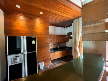 5-Bedroom Villa with Private Salt Water Pool in Chalong