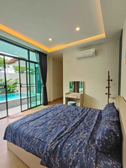 Brandneue 3-Zimmer-Poolvilla zur Miete in Chalong