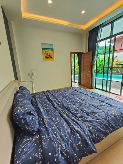 Brandneue 3-Zimmer-Poolvilla zur Miete in Chalong