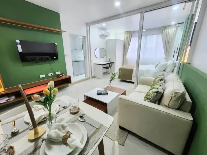 1-Zimmer-Wohnung mit Poolblick im D Condo Kathu zur Miete