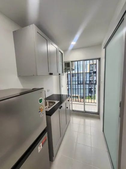 1-Zimmer-Wohnung mit Poolblick im D Condo Kathu zur Miete
