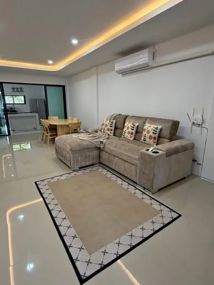 Beautiful 3BR Townhome for Rent in Kathu, Phuket