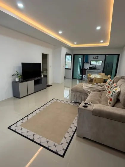 Beautiful 3BR Townhome for Rent in Kathu, Phuket