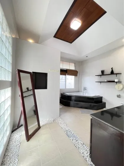 Private Familienvilla mit Pool in Rawai, 3 Schlafzimmer, 3 Badezimmer