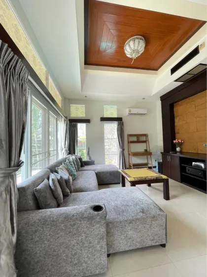 Private Familienvilla mit Pool in Rawai, 3 Schlafzimmer, 3 Badezimmer