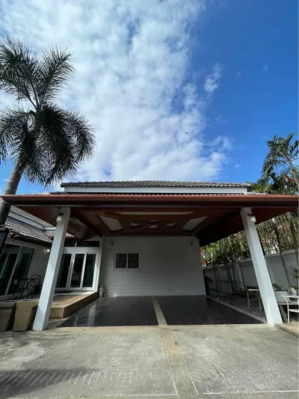 Private Familienvilla mit Pool in Rawai, 3 Schlafzimmer, 3 Badezimmer