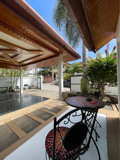 Private Familienvilla mit Pool in Rawai, 3 Schlafzimmer, 3 Badezimmer