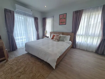 普吉岛 Koh Kaew 4卧室别墅出租