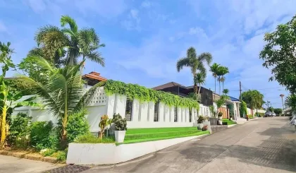 4-Bedroom 3-Bath Private Pool Villa at Baan Suan Neramit 5, Thalang