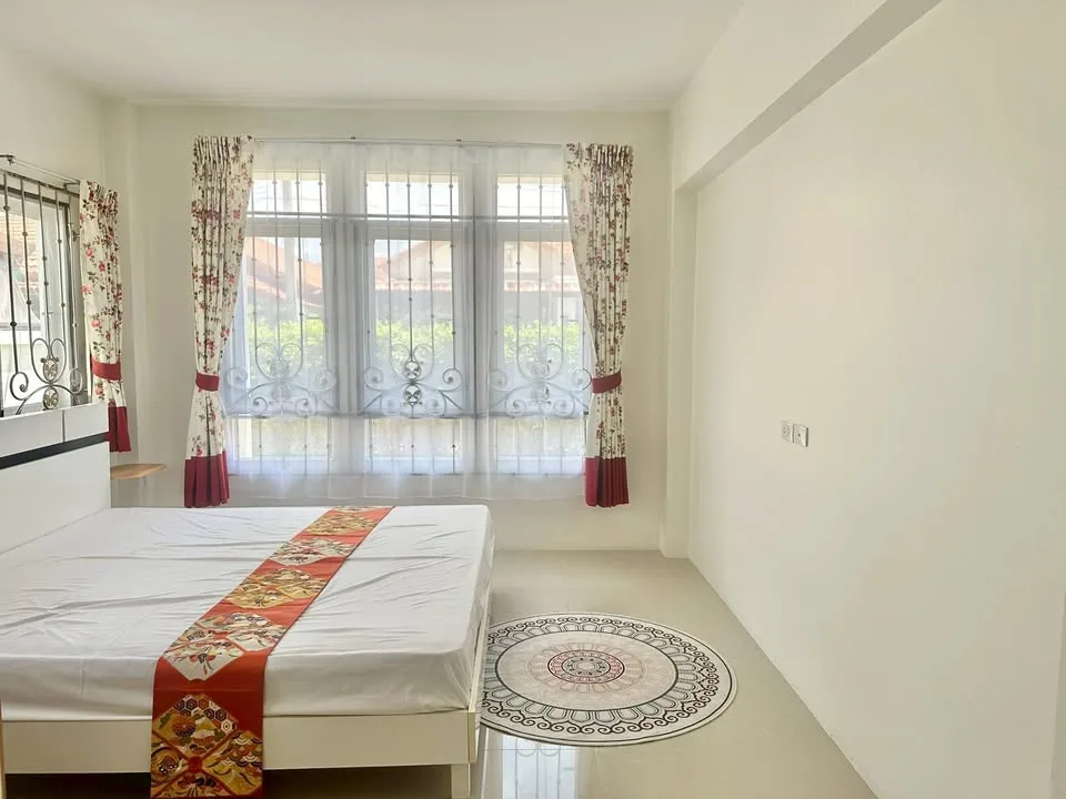 Вилла с 3 спальнями и 2 ванными в Villa Kathu 1, Пхукет