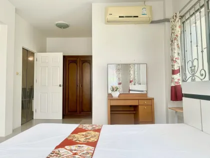 Вилла с 3 спальнями и 2 ванными в Villa Kathu 1, Пхукет