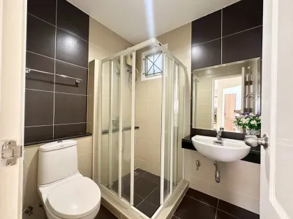 Вилла с 3 спальнями и 2 ванными в Villa Kathu 1, Пхукет