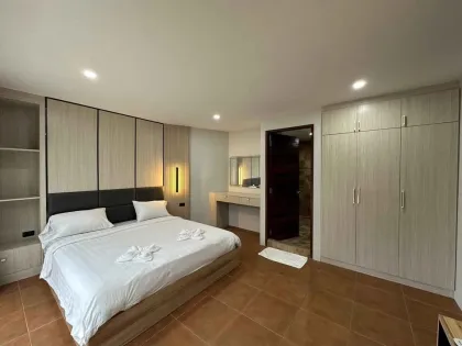Apartamento de 2 habitaciones con mascotas en The Green Golf Residence, Phuket