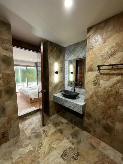 Apartamento de 2 habitaciones con mascotas en The Green Golf Residence, Phuket