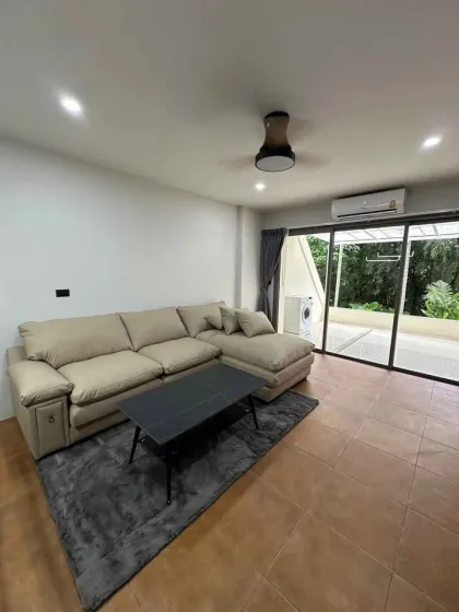 Apartamento de 2 habitaciones con mascotas en The Green Golf Residence, Phuket