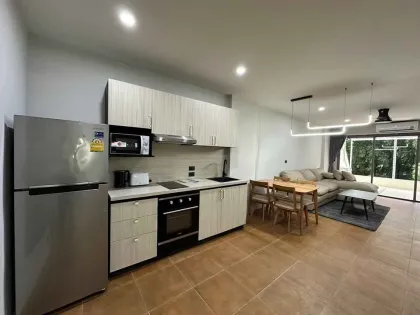 Apartamento de 2 habitaciones con mascotas en The Green Golf Residence, Phuket